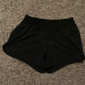 Lululemon women’s black shorts size 8